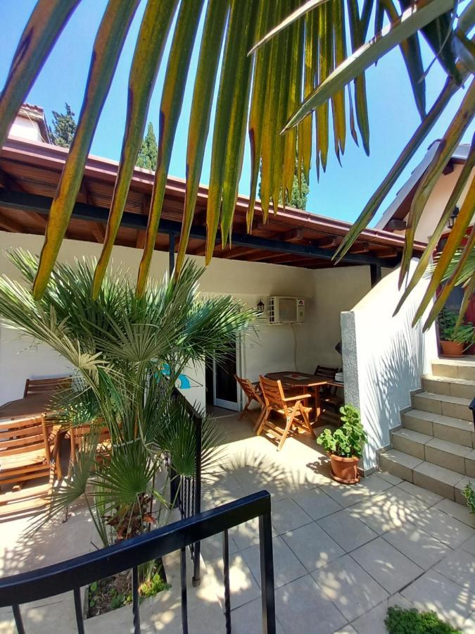 Villa Renesans Dojran Экстерьер фото
