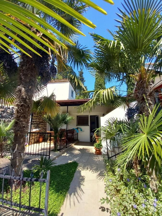 Villa Renesans Dojran Экстерьер фото