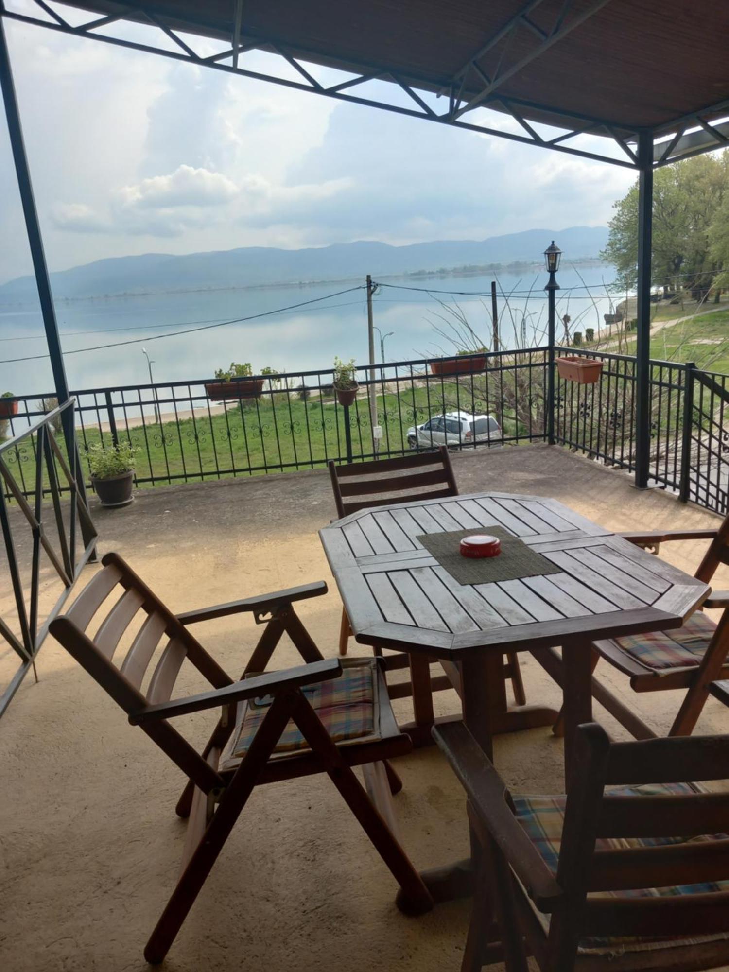 Villa Renesans Dojran Экстерьер фото